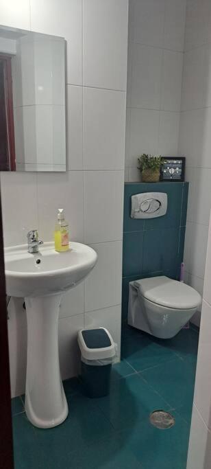 Mendes Family Homestay - B&B In The Heart Of Πράγια Εξωτερικό φωτογραφία
