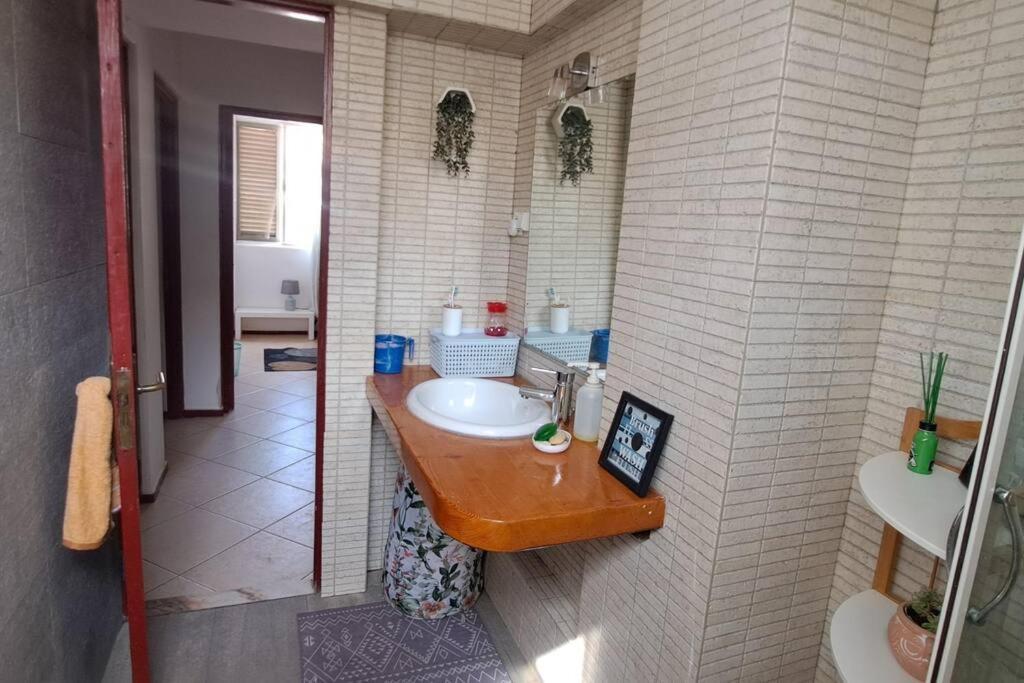 Mendes Family Homestay - B&B In The Heart Of Πράγια Εξωτερικό φωτογραφία